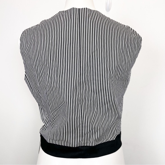 NWt Hemet WOMEN'S A STRIPE LOVE AFFAIR KNOT TOP - Picture 9 of 9
